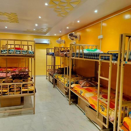 Hostel Sri Durga Jatri Nibasa Brahmapur Exterior foto