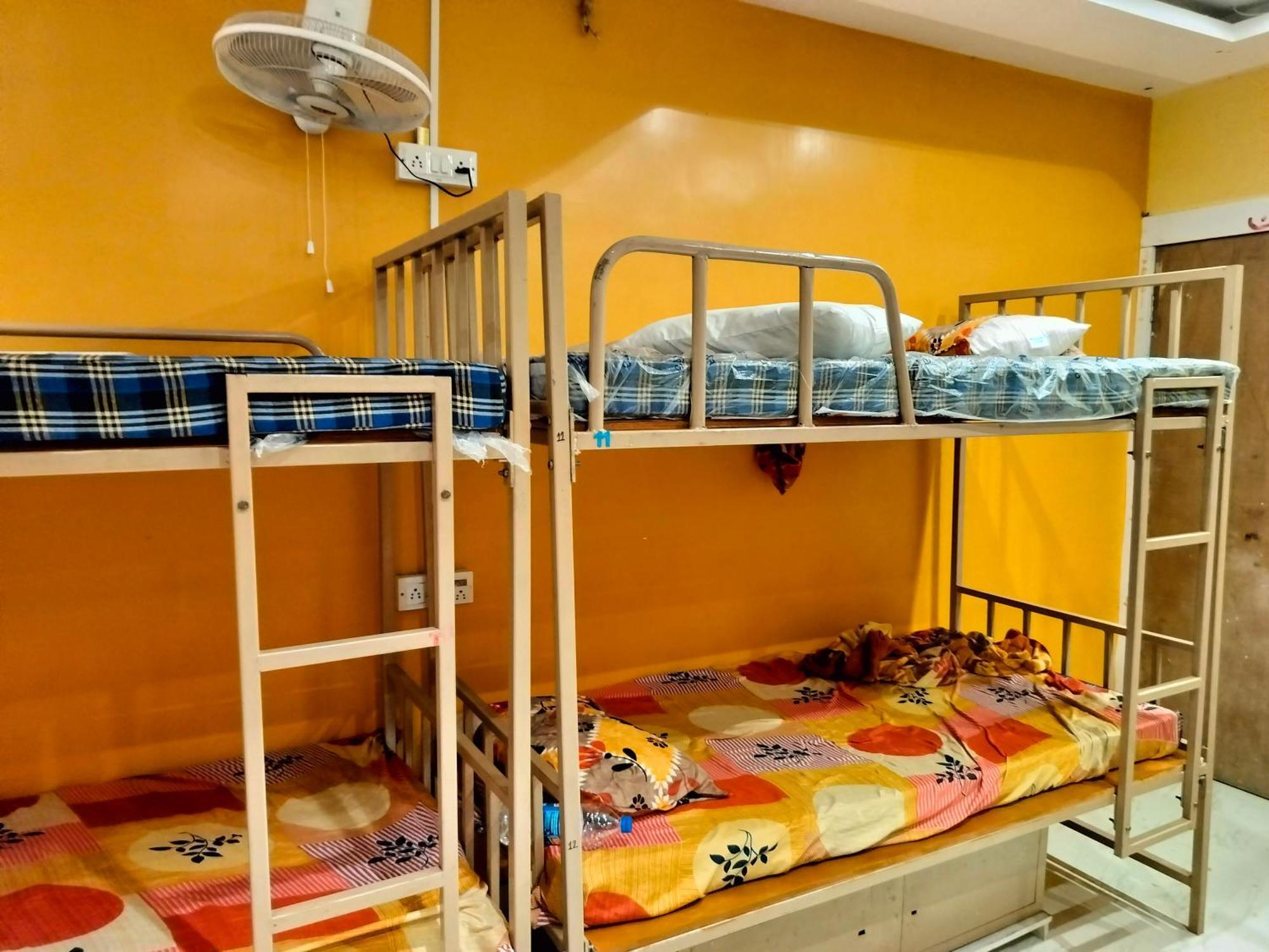 Hostel Sri Durga Jatri Nibasa Brahmapur Exterior foto
