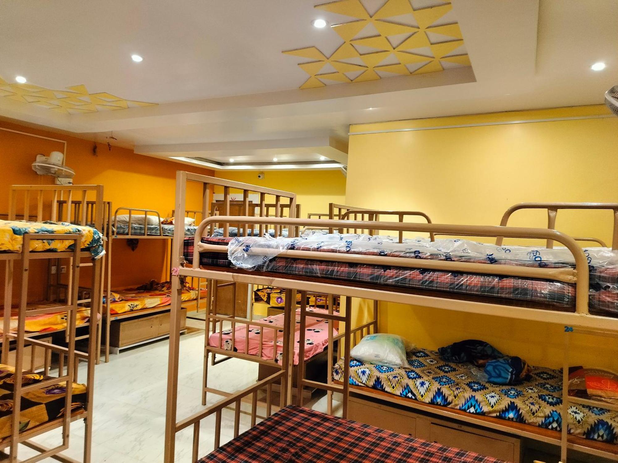 Hostel Sri Durga Jatri Nibasa Brahmapur Exterior foto